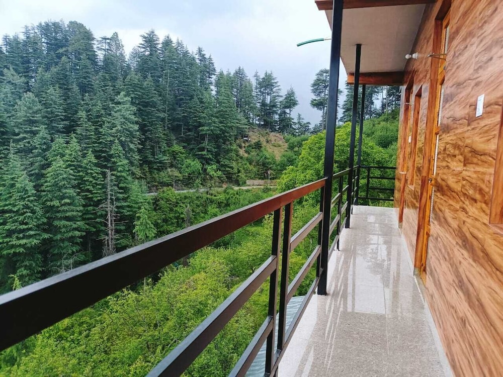 Deluxe Double Room, Balcony, Mountain View photo 3