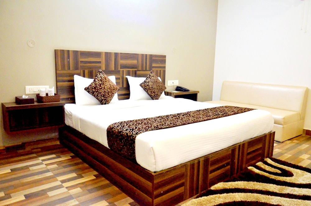 Deluxe Room - Photo 1