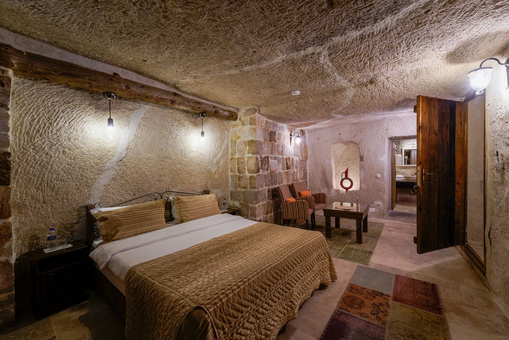 Exclusive Double or Twin Room photo 1