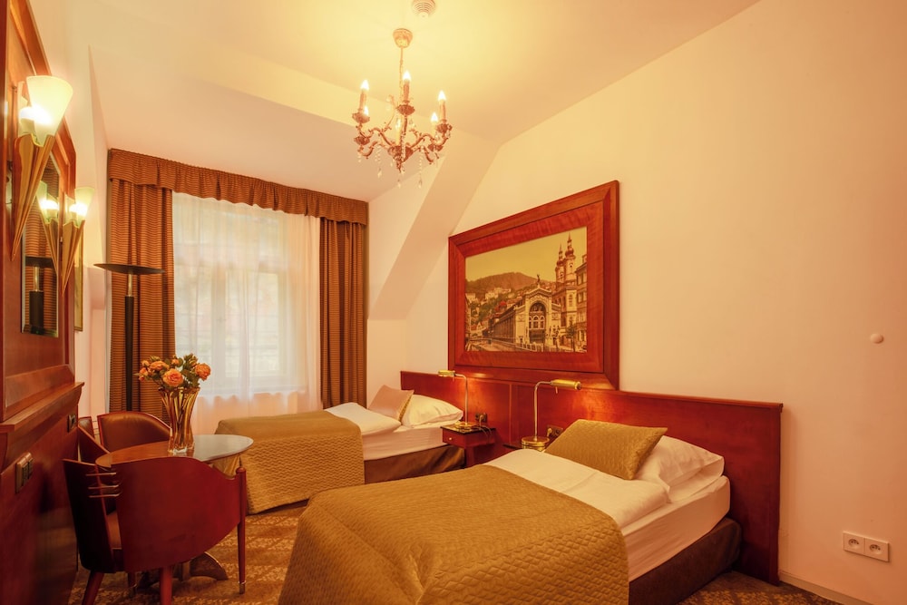 Comfort Quadruple Room, Courtyard View photo 2