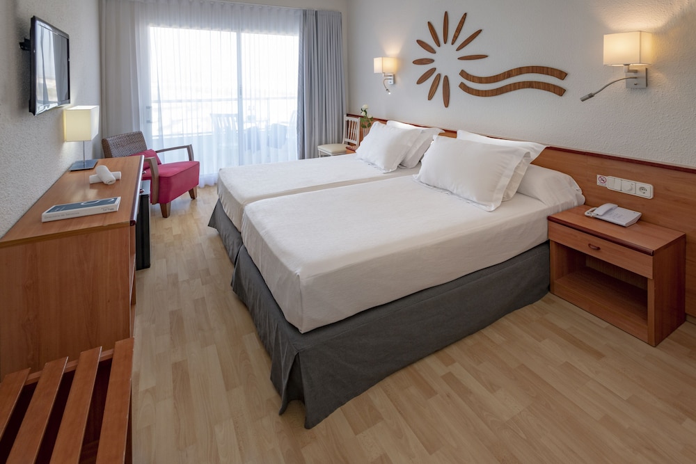 Standard Room - Photo 1