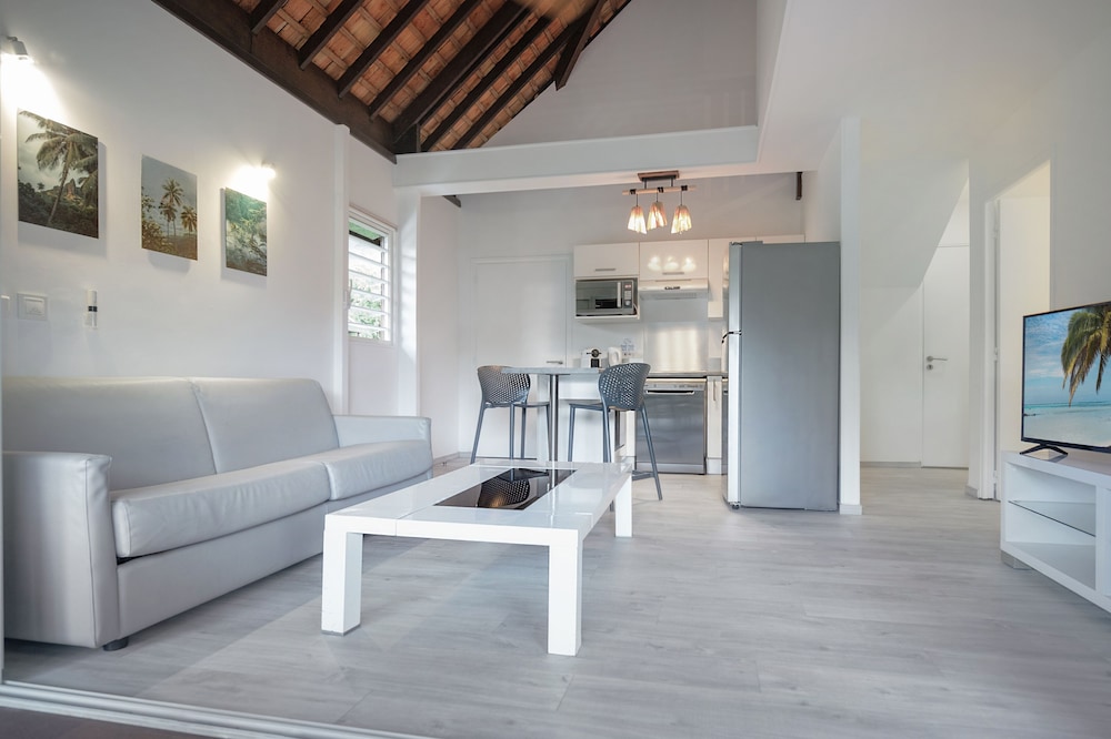 Deluxe Garden Bungalow (Mezzanine room with air conditioning) photo 3