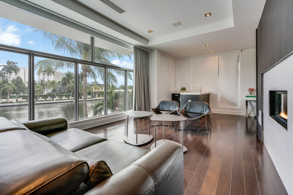Modern Waterfront Mansion in the Heart of Las Olas Minutes From the Beach, Bilde 26