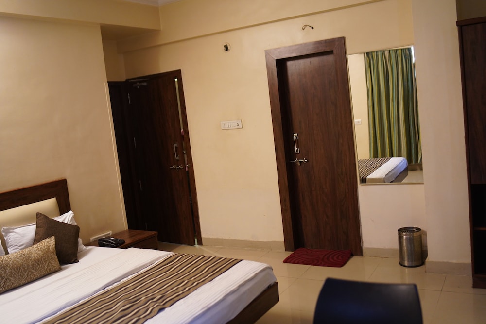 Standard Room - Photo 8