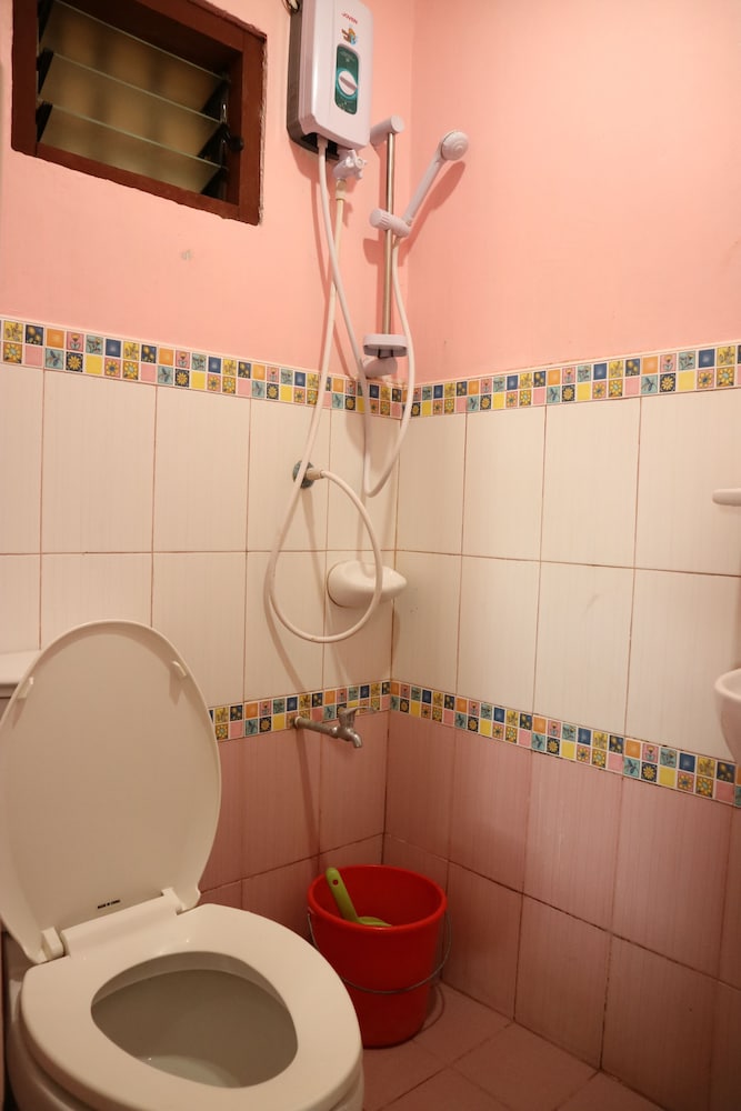 Elegant Nipa 1st Floor photo 2