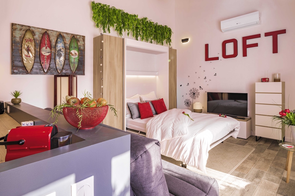 Apartment, Terrace (L'olivier)
