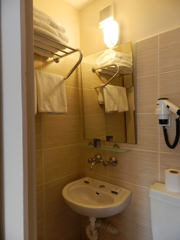 Double Or Twin Room photo 1