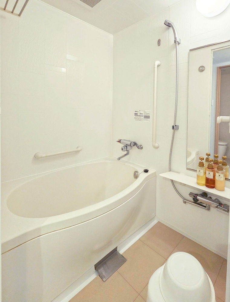 Standard Twin Room, Smoking photo 2