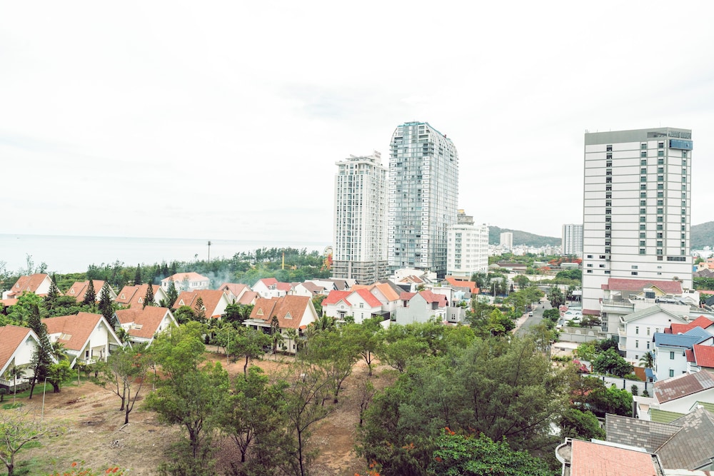 Premium Apartment, 3 Bedrooms, Ocean View - Photo 4