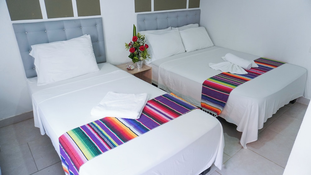 Standard Triple Room - Photo 10