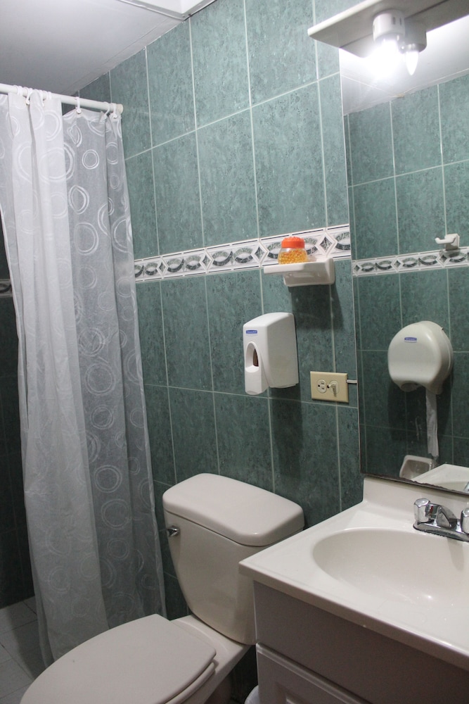 Shared Dormitory, Women only, Shared Bathroom photo 2