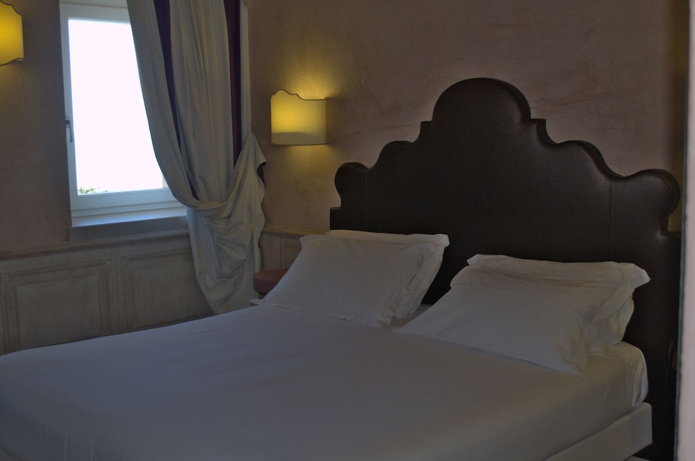 Premium Double or Twin Room, Bathtub, Sea View