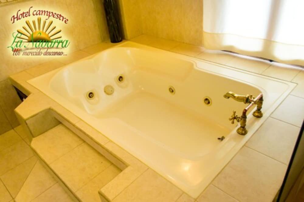 Luxury Suite photo 2