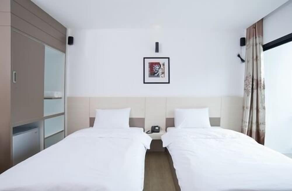 Superior Twin Room photo 1