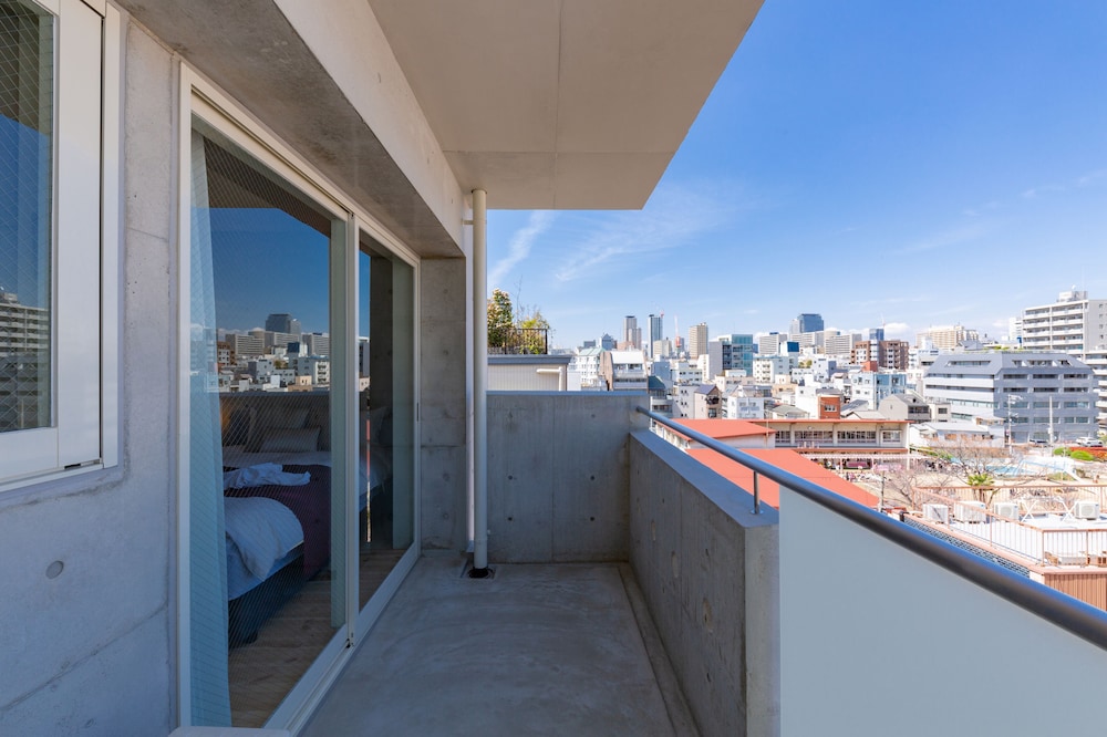 Elite Apartment, Non Smoking (Futon provided for 5-6th person)