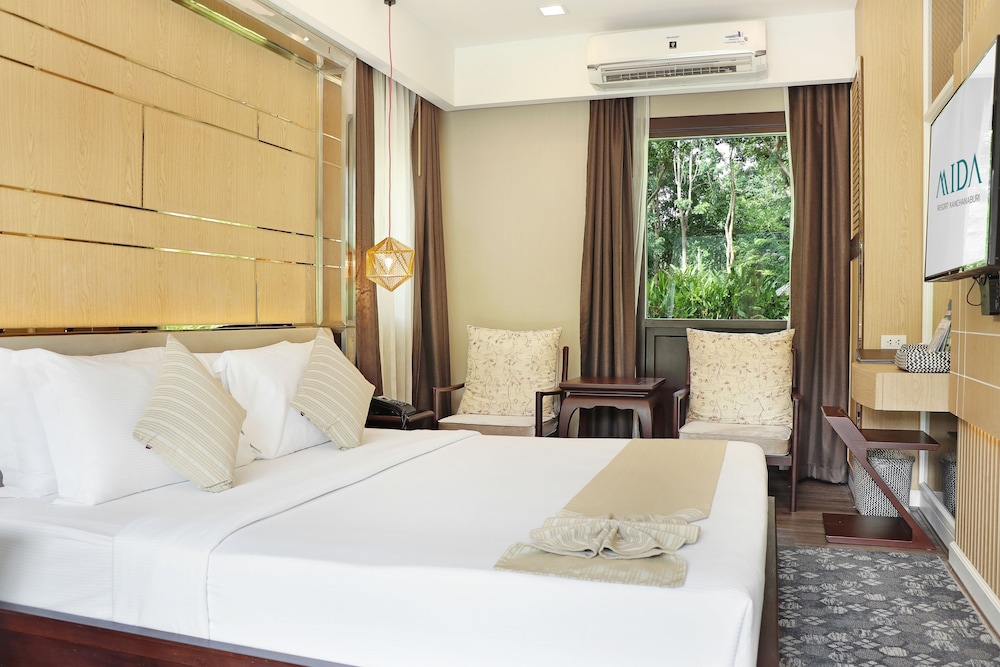 Two Bedroom Pool Villa - Photo 7