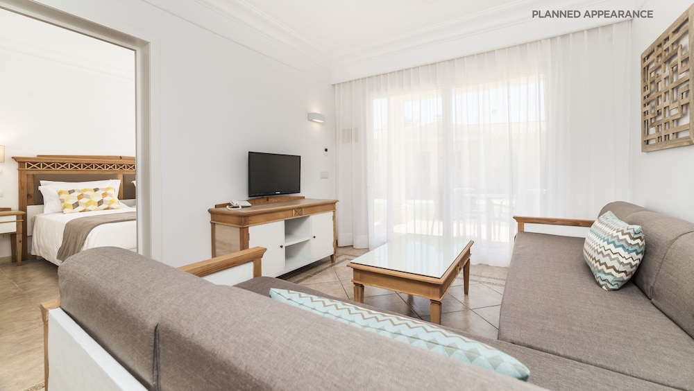 Superior Apartment, Multiple Beds, Balcony - Photo 2