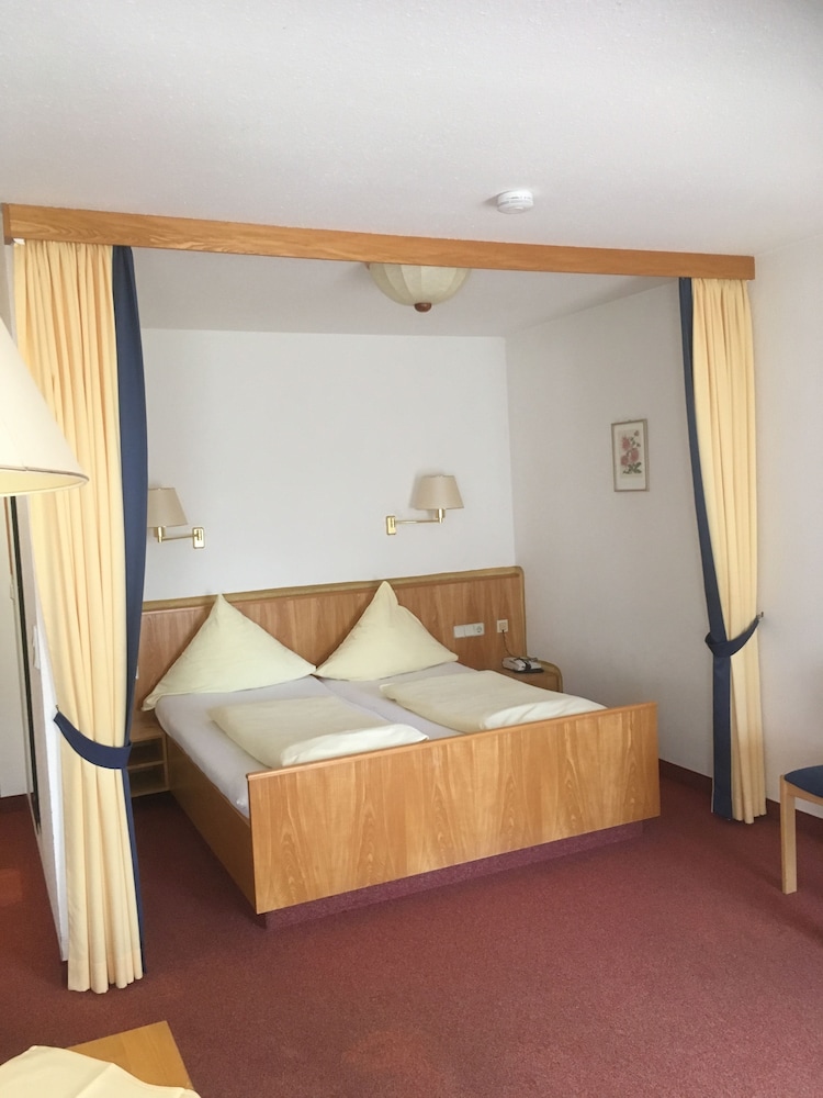 Premium Double or Twin Room, Balcony photo 3
