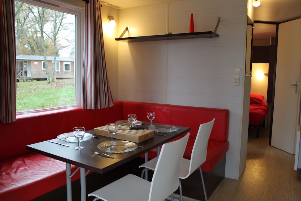 Standard Mobile Home - Photo 5