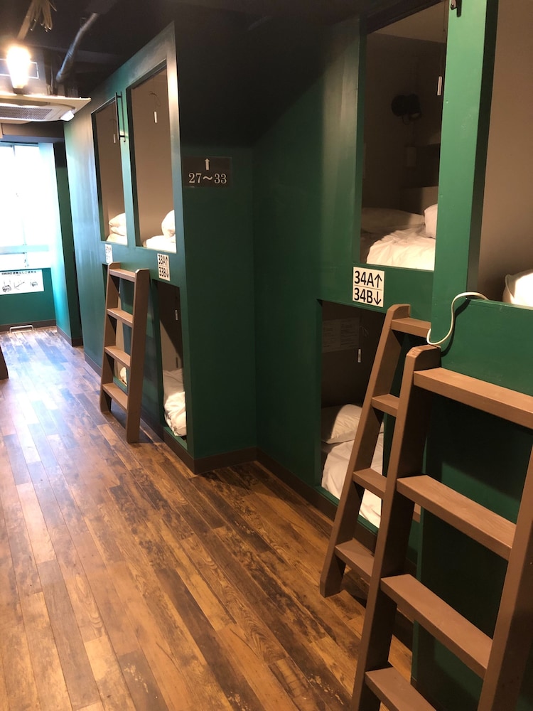 Shared Dormitory, Women only photo 1