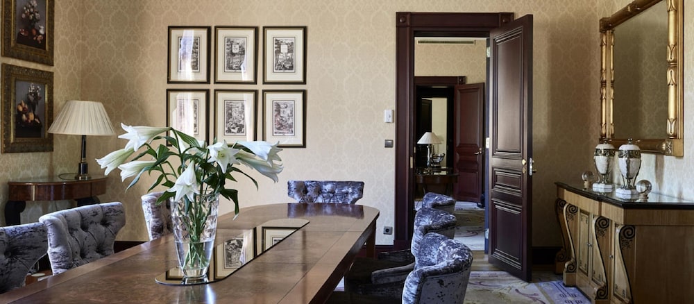 Suite (Mannerheim)