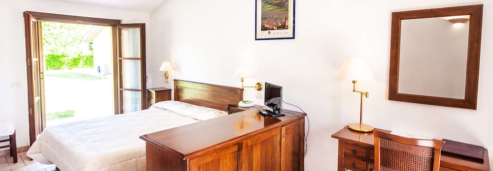 Standard Double Room photo 1
