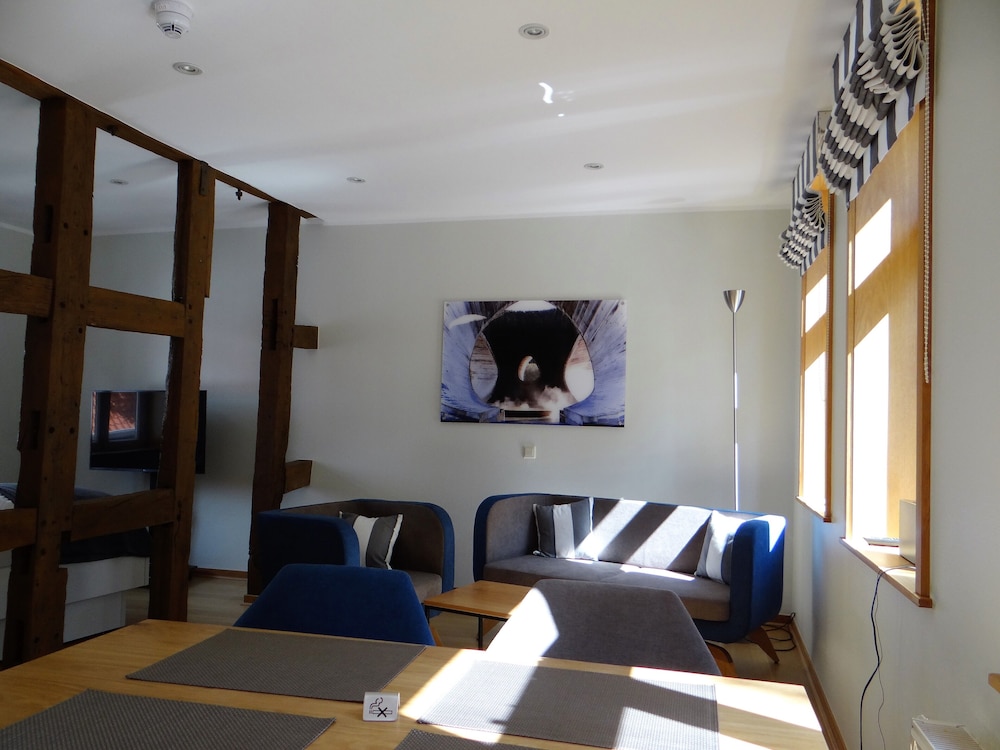 Family Apartment photo 2