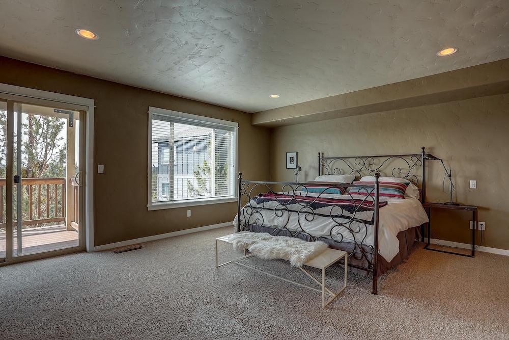 House, 4 Bedrooms