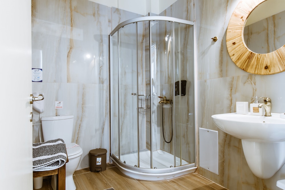 Superior Room - Photo 7