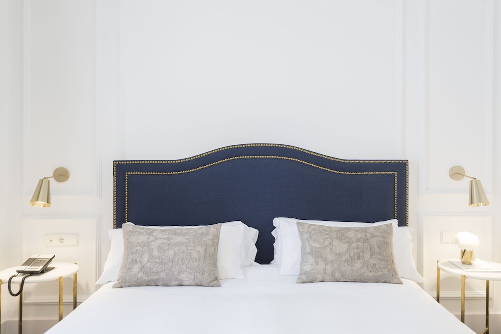 Design Double or Twin Room photo 2