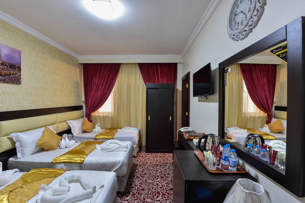 Quadruple Room photo 2