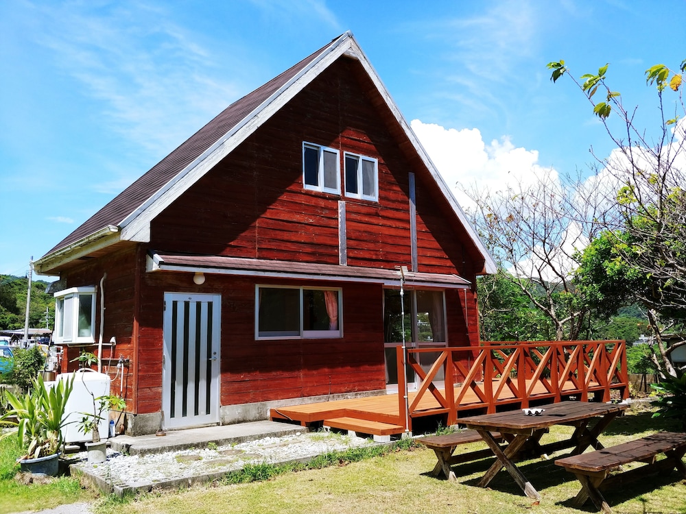 Standard House (A) photo 1