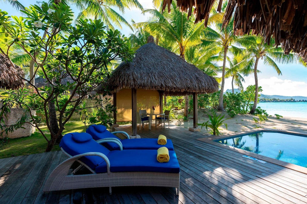 Villa, 1 King Bed With Sofa Bed, Lagoon View (beachside)