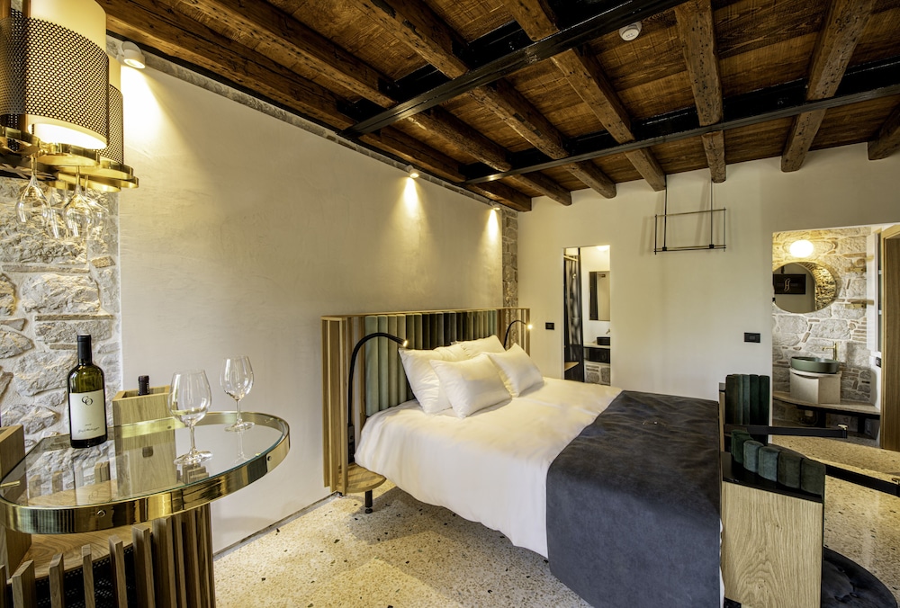 Superior Studio Suite, Ground Floor