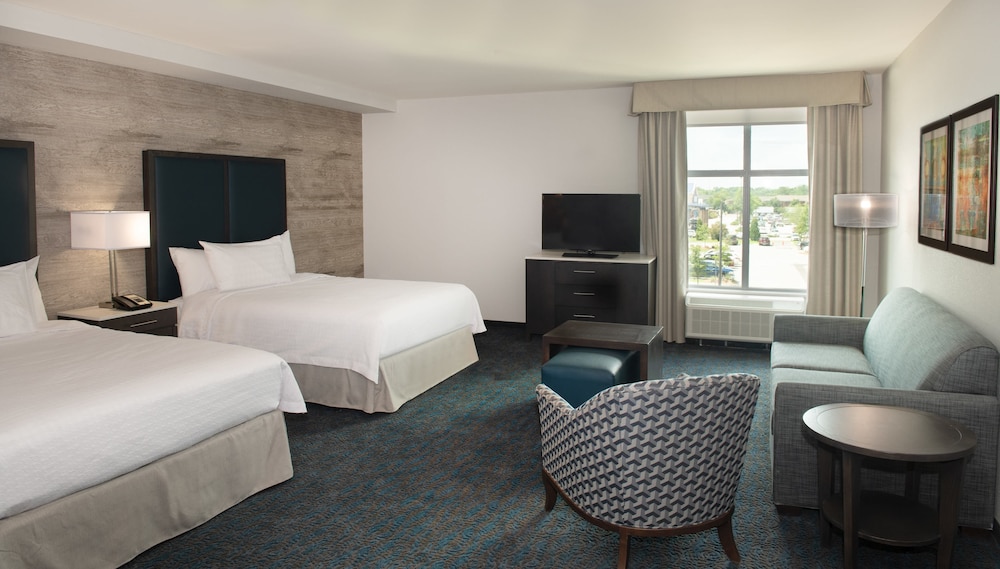 Studio, 2 Queen Beds, Accessible, Bathtub