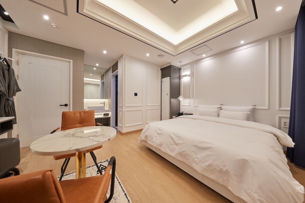 Basic Double Room - Photo 5