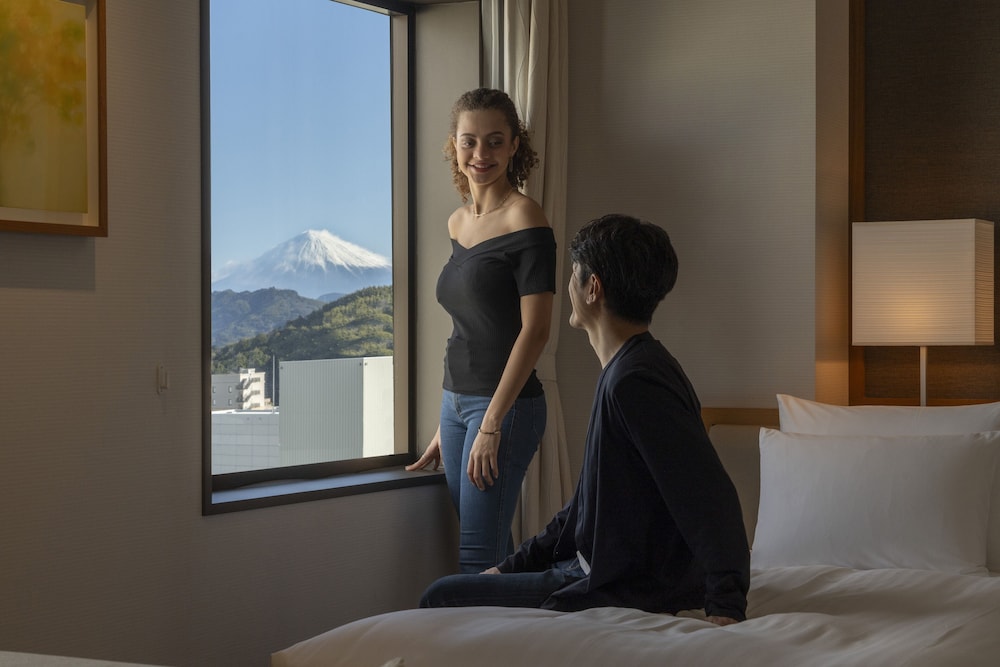Deluxe Twin Room, Non Smoking - Photo 1