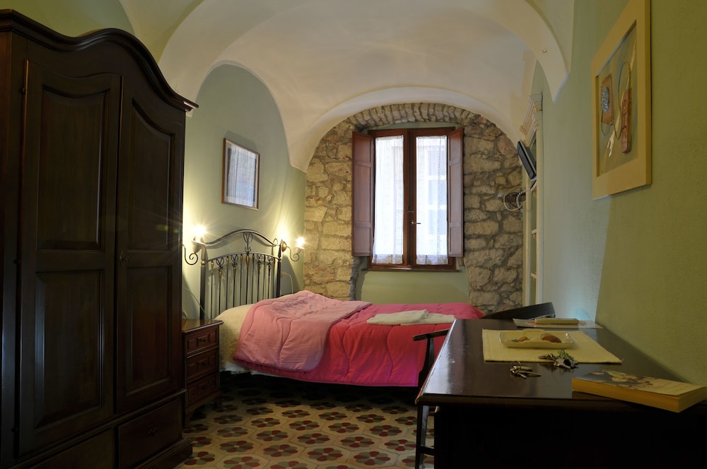 Traditional Double Room, View photo 1