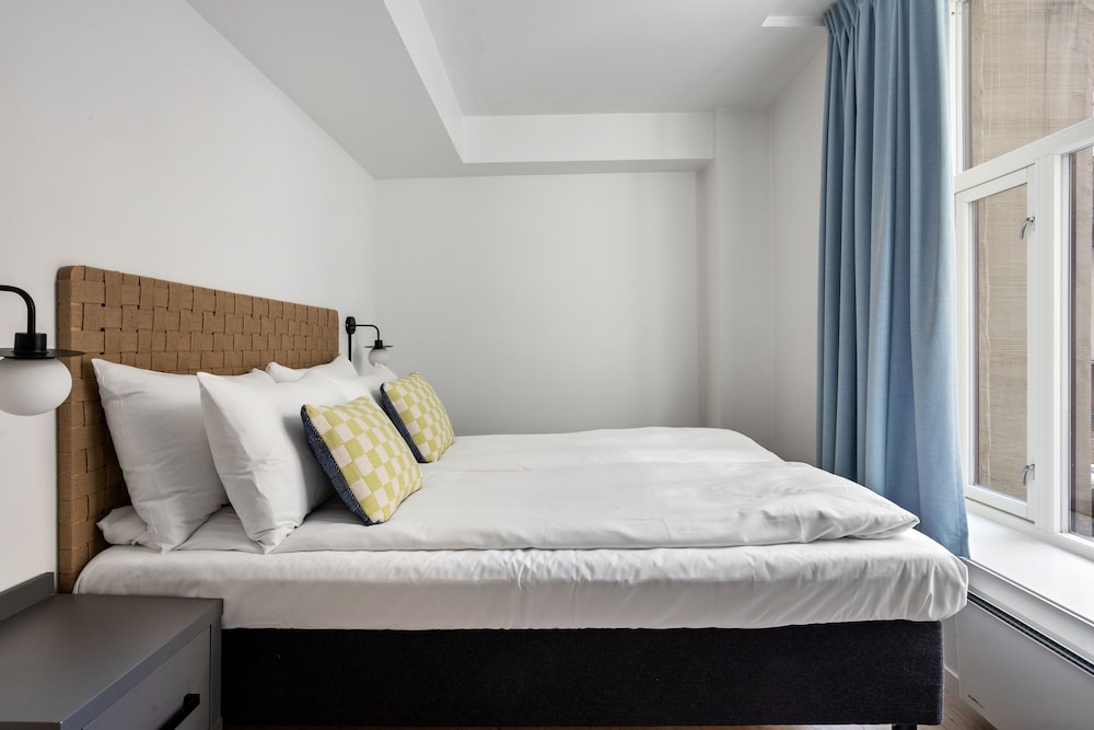 XL 2 Bedroom Apartment, Sofa Bed photo 1