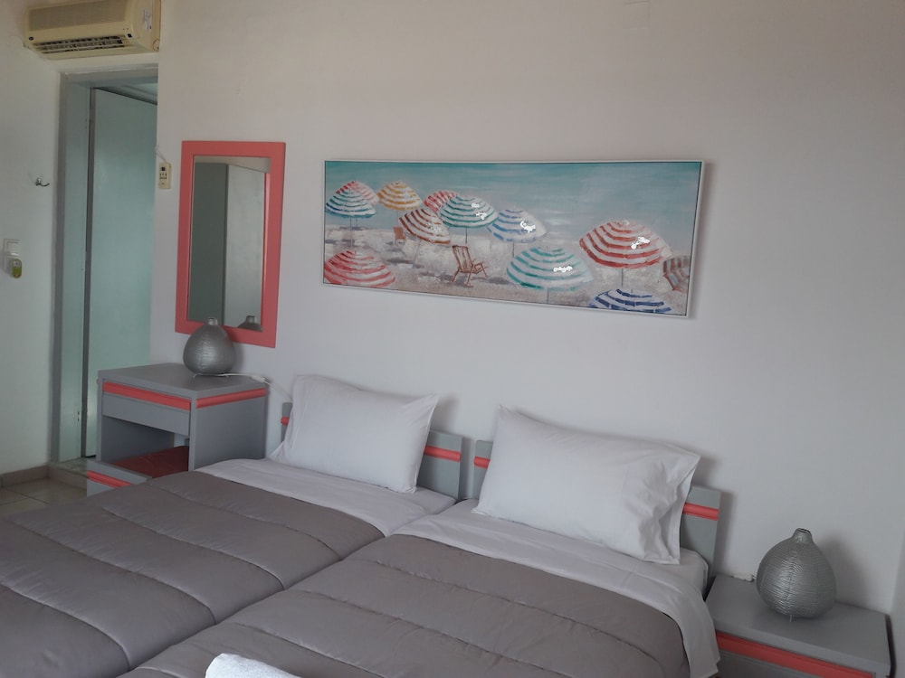 Panoramic Studio, Sea View