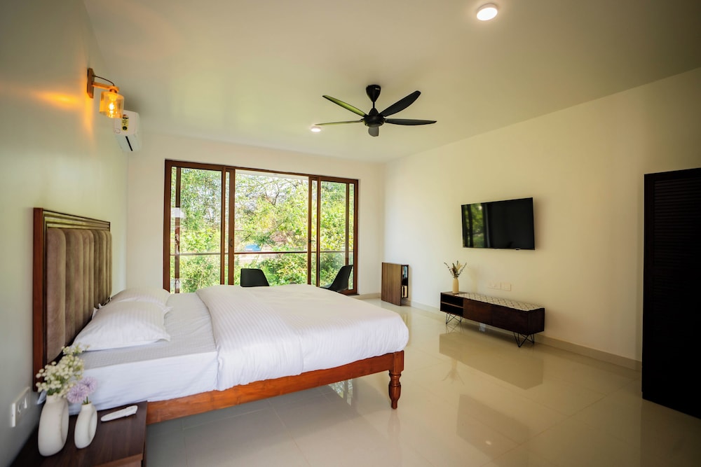Superior Room, Balcony, Garden View photo 1