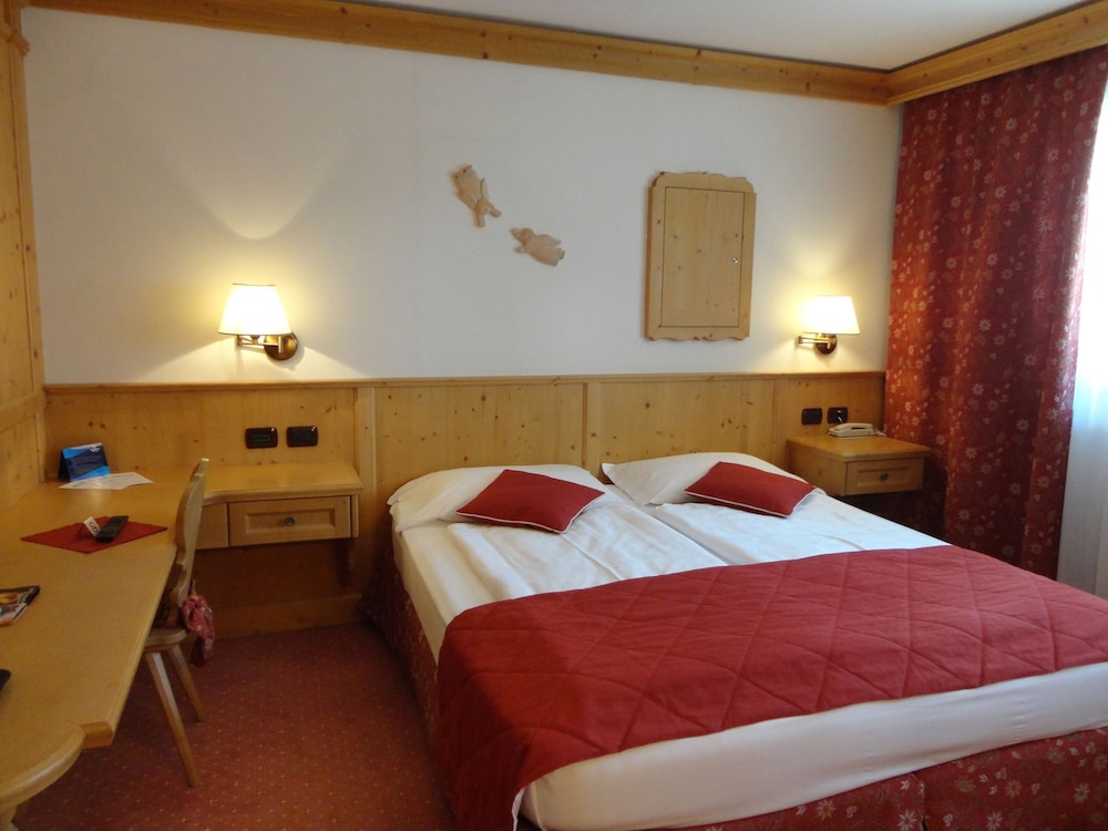 Room (assigned at arrival) photo 1