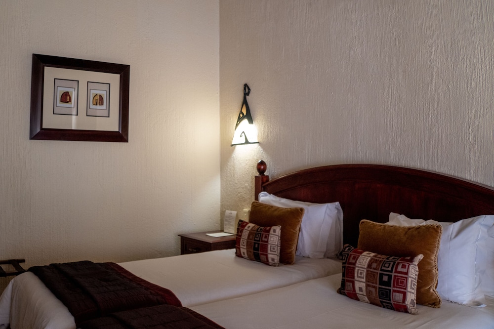 Twin Room - Photo 6
