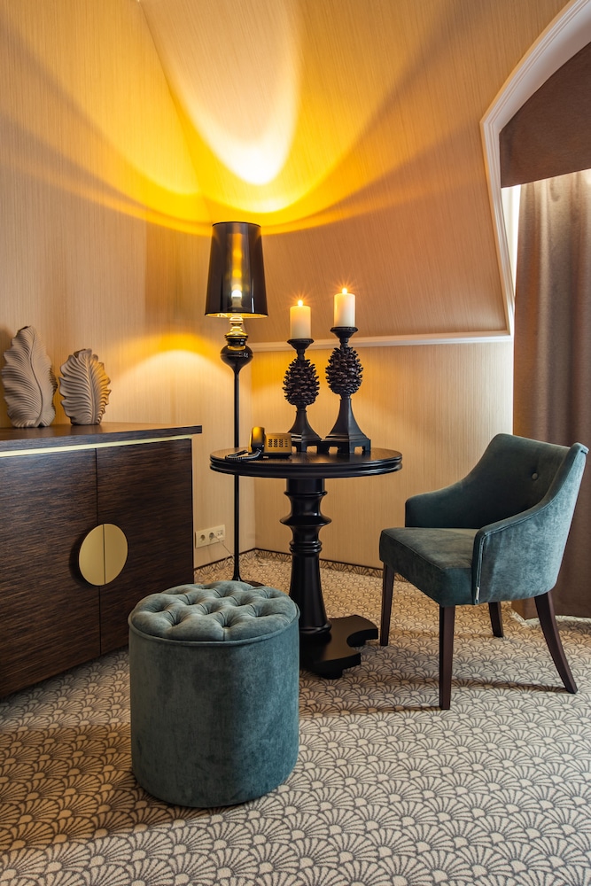 Business Double Room, 1 King Bed