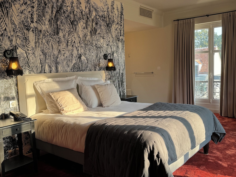 Junior Room