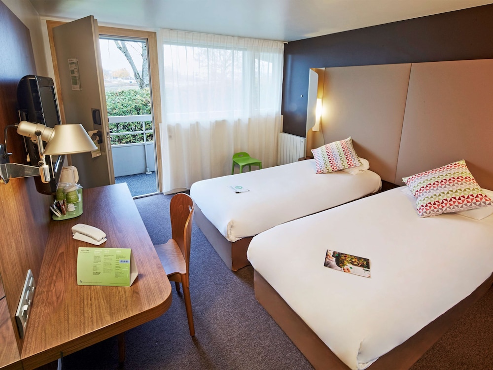 Standard Room, 2 Twin Beds (Junior Bed up to 10 years) - Photo 5
