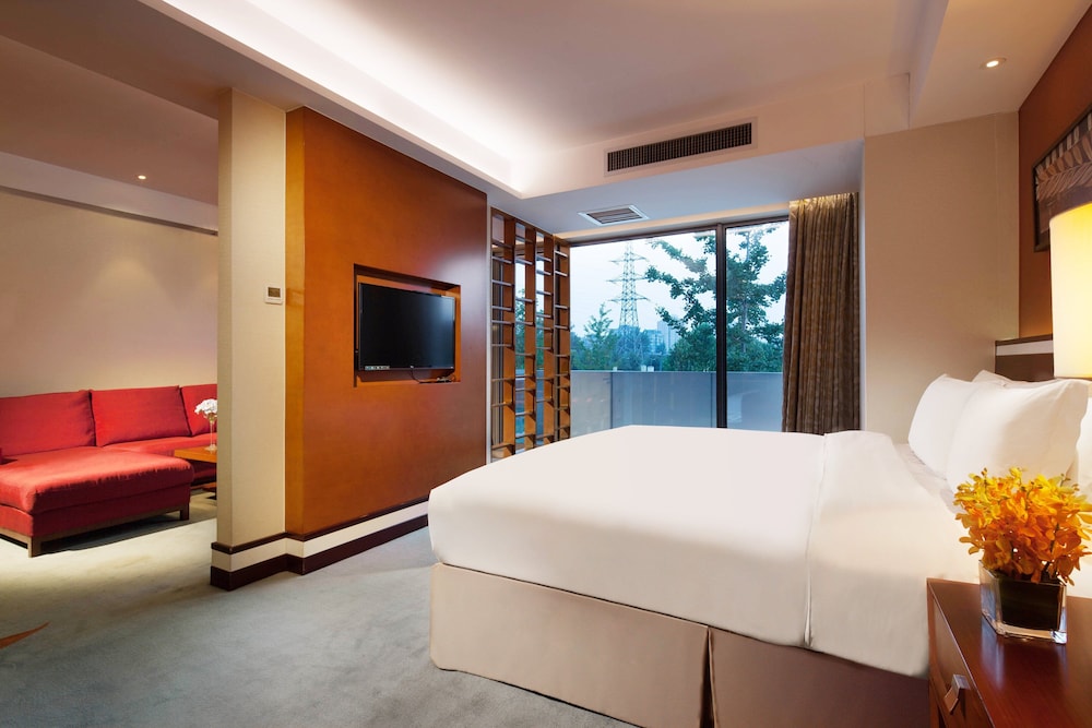 Suite, 1 King Bed