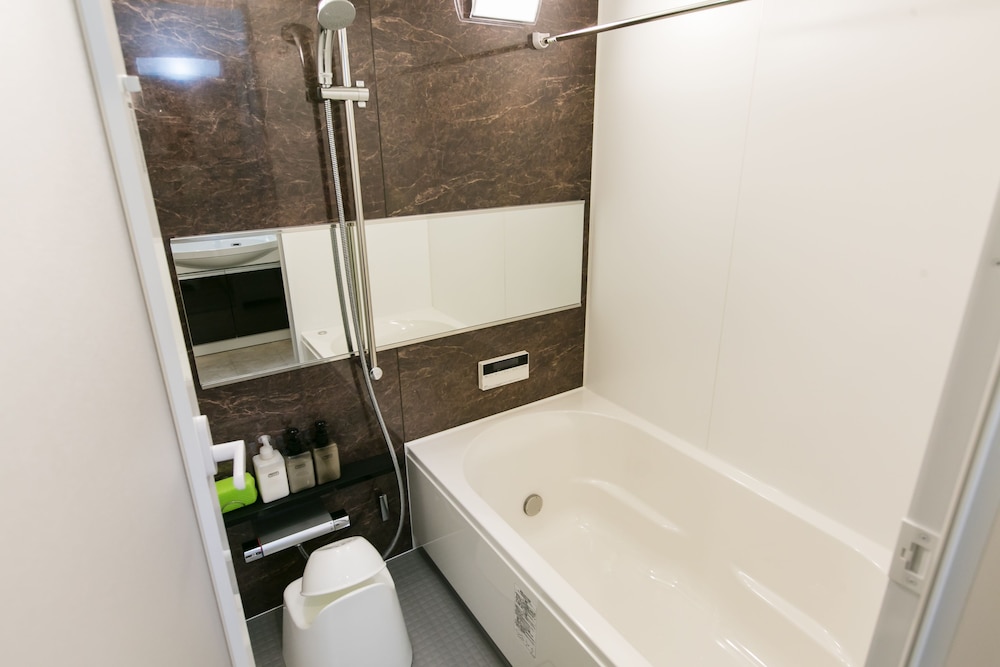 Deluxe Apartment, 2 Bedrooms, Non Smoking, Ground Floor photo 3