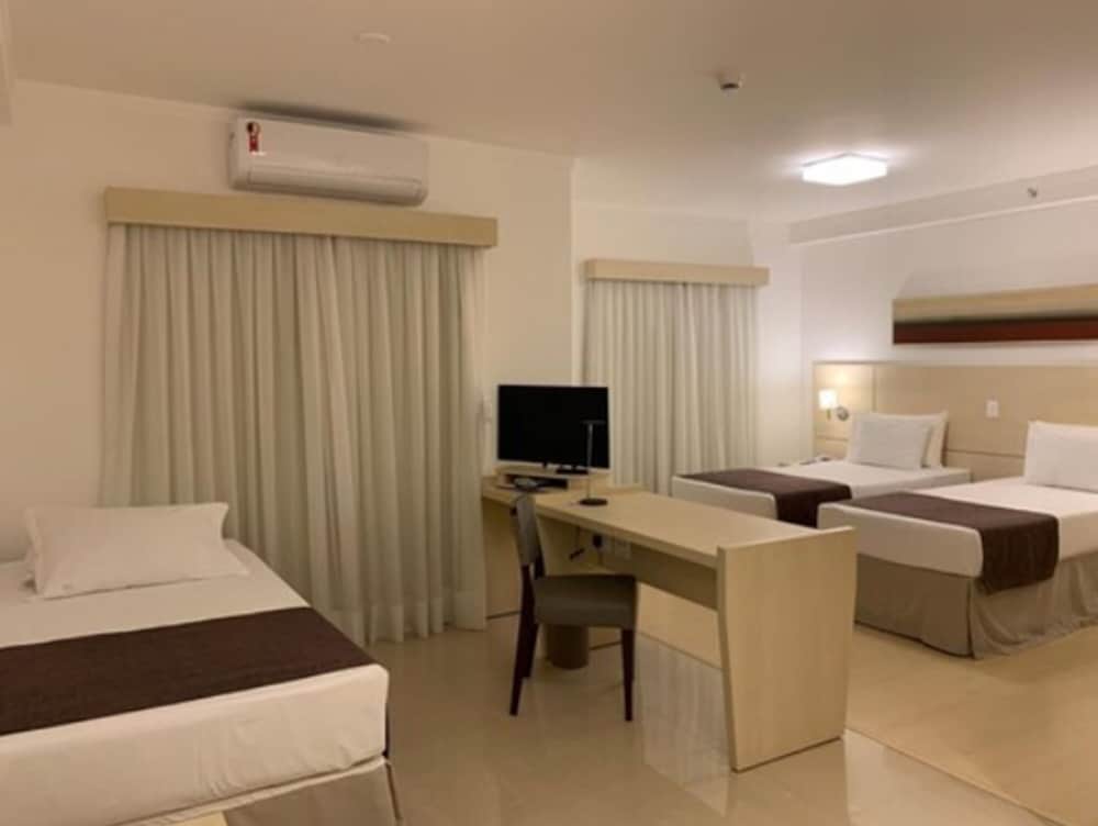 Deluxe Triple Room photo 2
