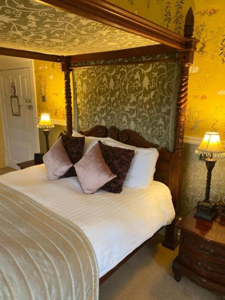 Signature Double Room, Ensuite, Garden View photo 2